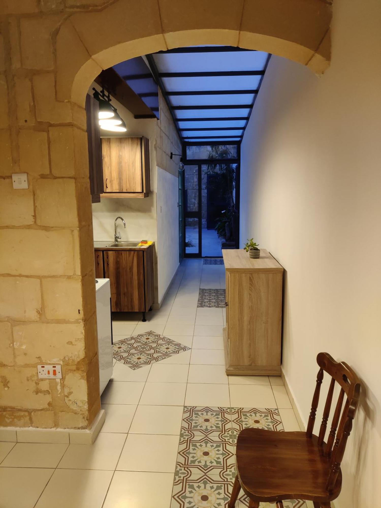 Peaceful Traditional Maltese Townhouse Luqa Esterno foto