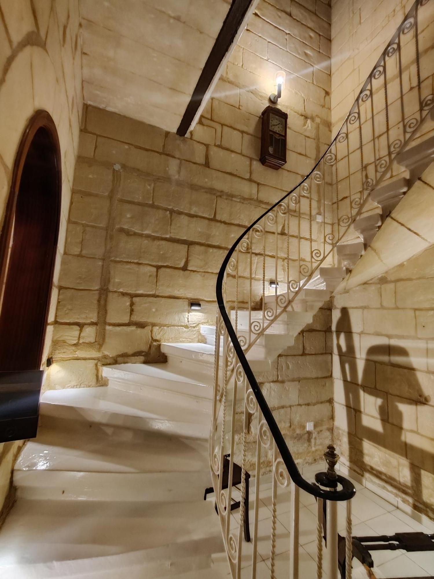 Peaceful Traditional Maltese Townhouse Luqa Esterno foto
